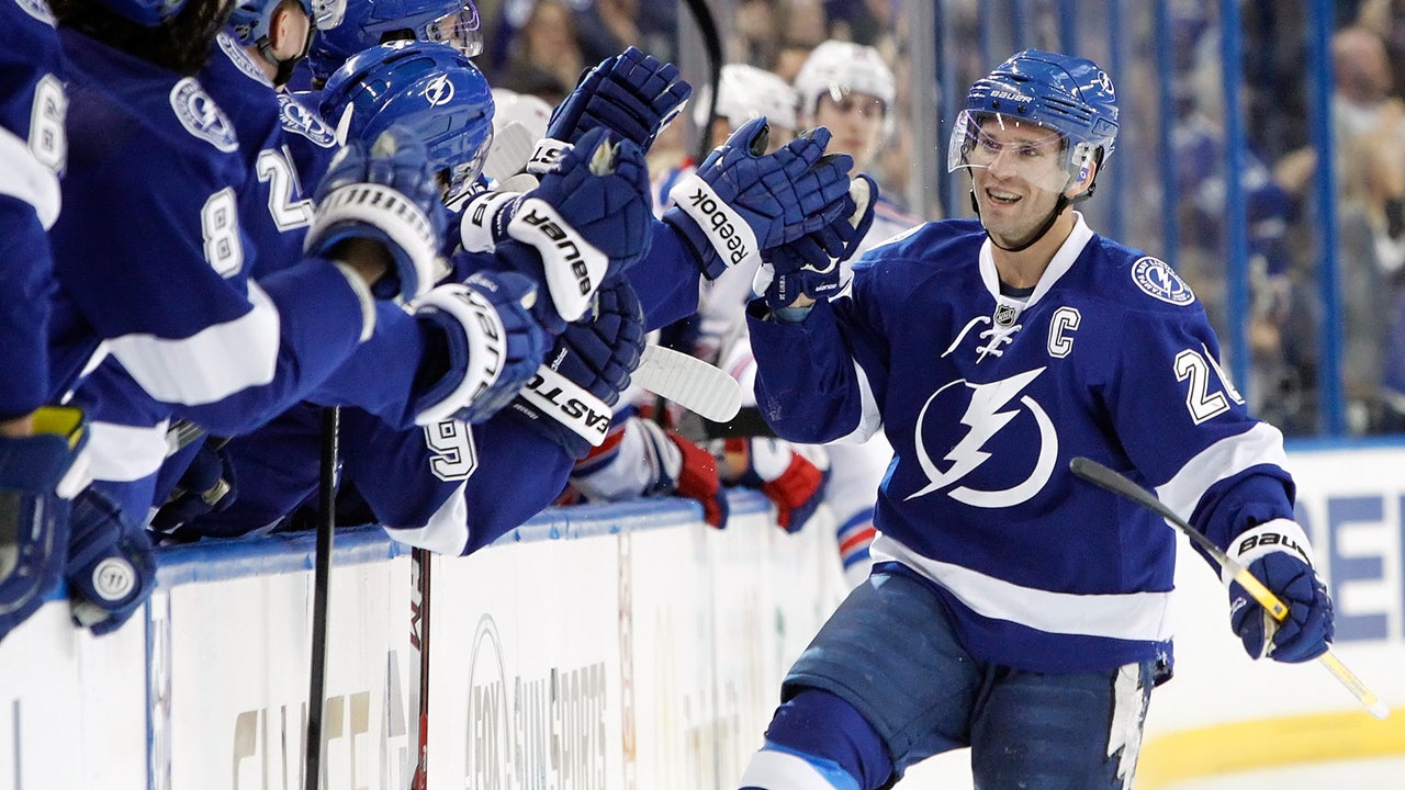 Bolts Bits: Martin St. Louis making case for Hart Trophy